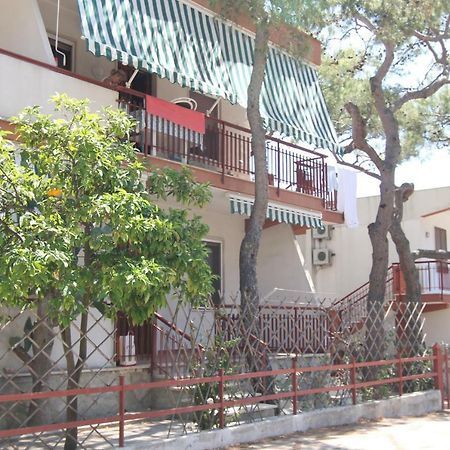 Sea Cottage In Pinewood Marina di Ginosa エクステリア 写真
